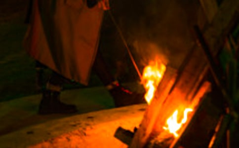 大型篝火晚會主持詞