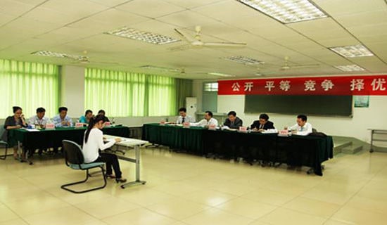 出納面試自我介紹